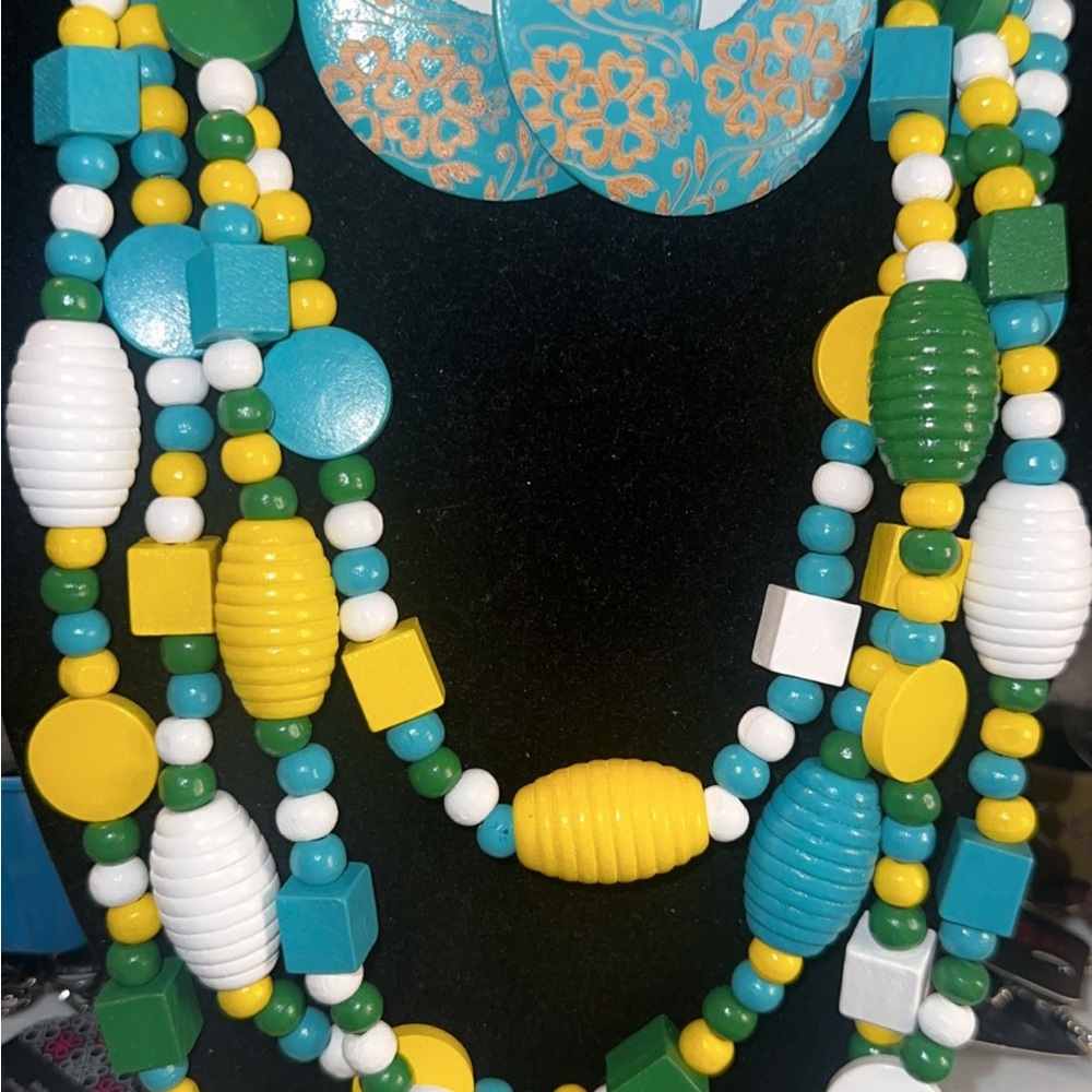 Colorful Beaded Necklace Set